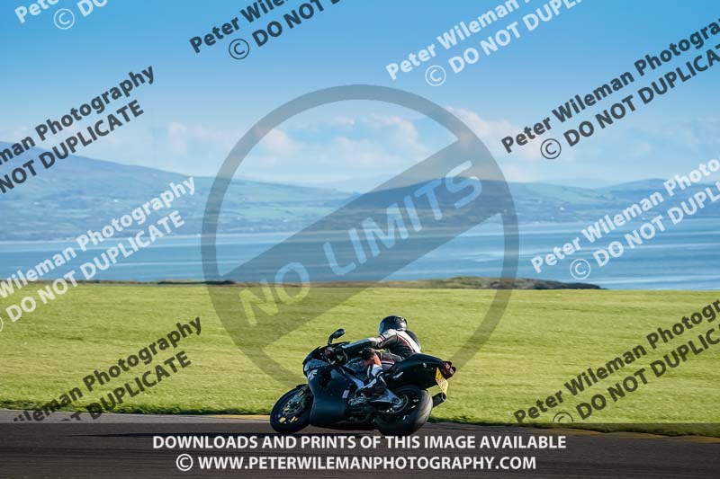 anglesey no limits trackday;anglesey photographs;anglesey trackday photographs;enduro digital images;event digital images;eventdigitalimages;no limits trackdays;peter wileman photography;racing digital images;trac mon;trackday digital images;trackday photos;ty croes